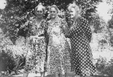 Polly, Ethel, and Nan Gordon